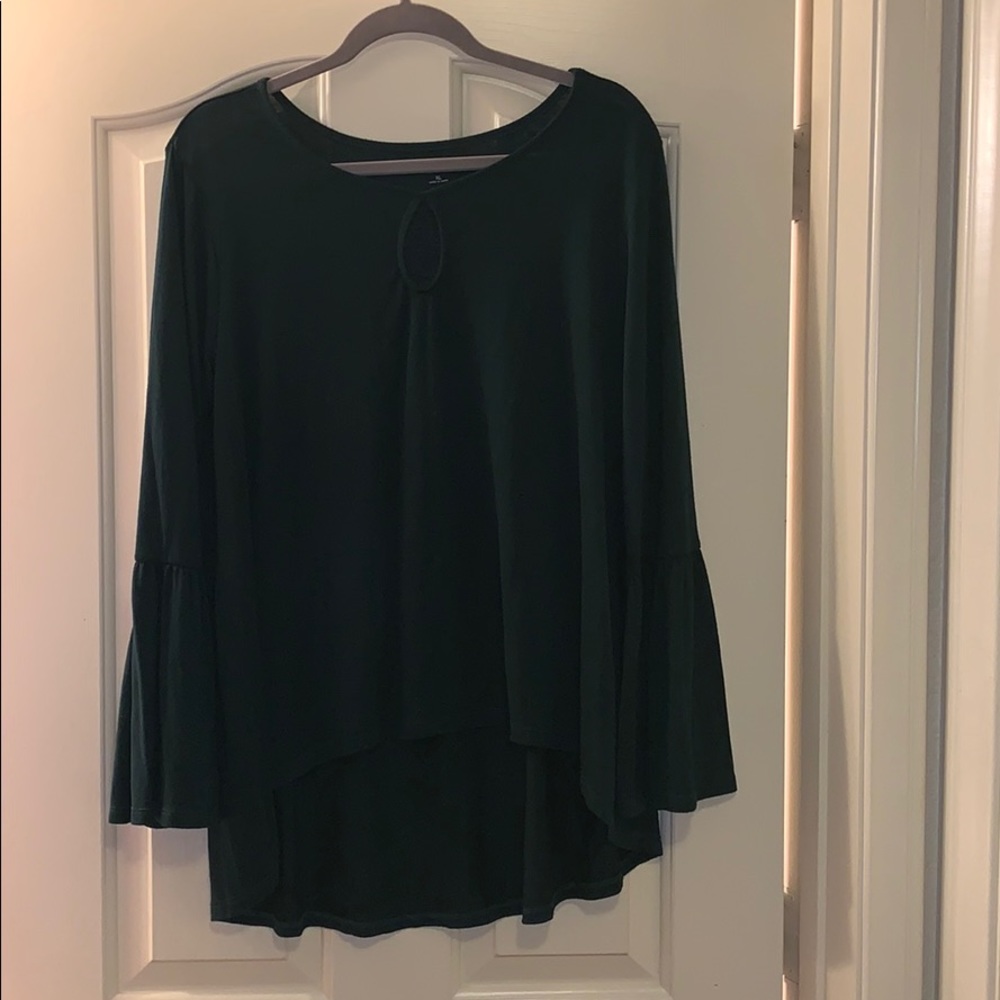 Hunter green ana bell sleeve tee